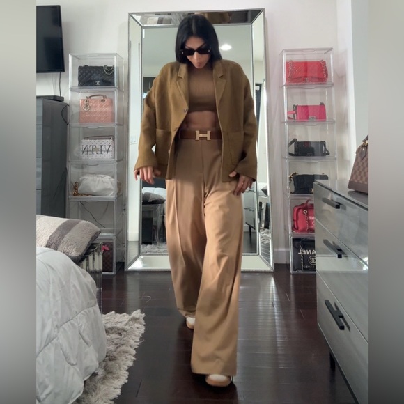 Meet your Posher, Lindsay - Picture 15 of 15